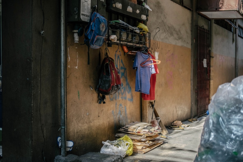 poor, clothes, street, cleaning, day, urban, people, street photography, road, construction, 4K, city, old, philippines, santa cruz, no people, manila