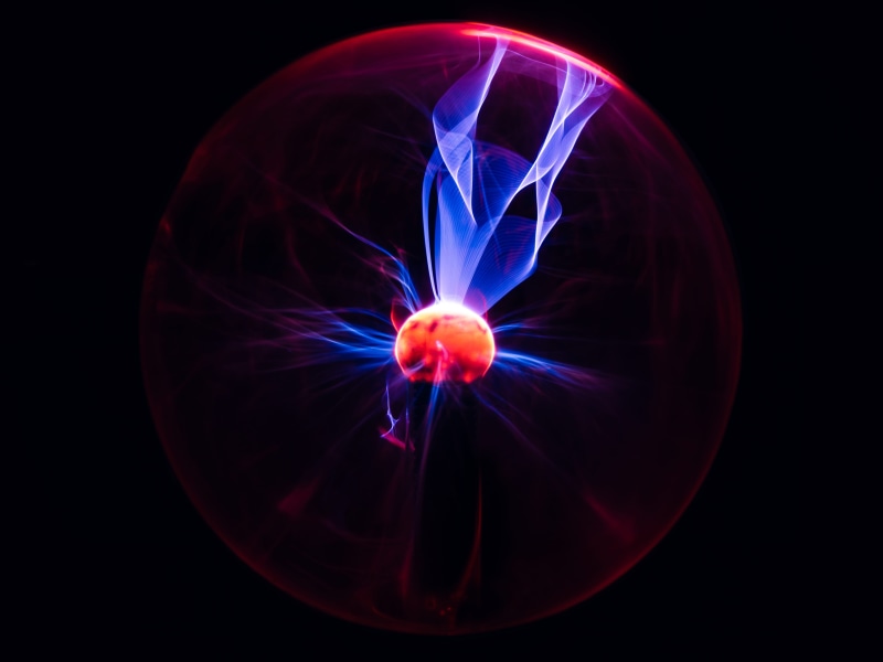 plasma, blue, 4K, outer space, laser, no people, red, motion, transparent, universe, lighting equipment, studio shot, fractal, pattern, sphere, circle
