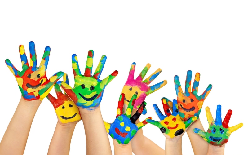 child, PALM, human limb, HANDS, BACKGROUND, backgrounds, girls, CHILDHOOD, painted, SMILE, colors, hand, human body part, thumb, education, art and craft