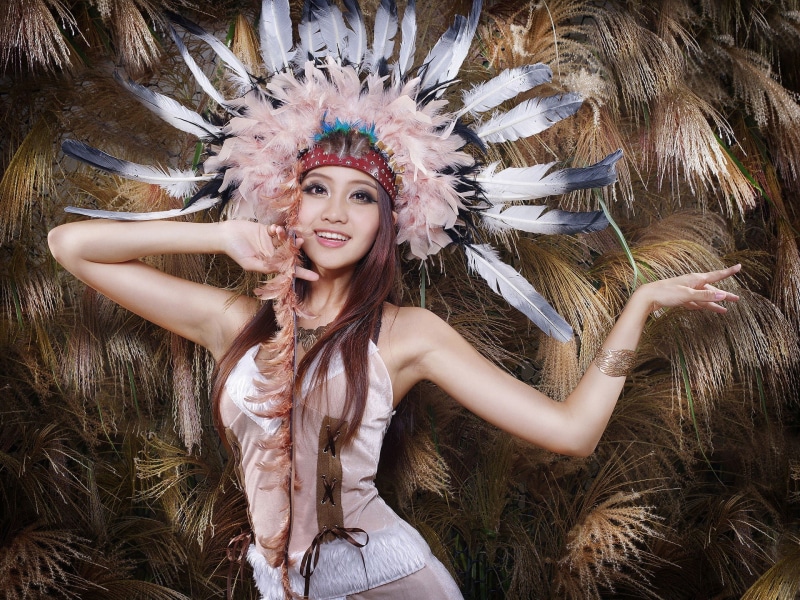 Asian, Hat, 1080P, Feathers, Beautiful, women, s, headdress, white, gray, feather, Girl