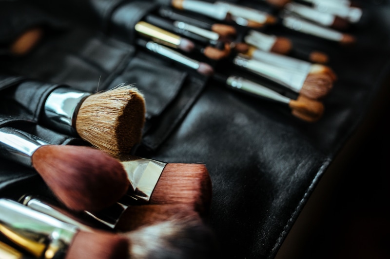 table, Make-up, no people, cosmetics, make-Up Brush, brown, paintbrush, focus on foreground, make, selective focus, work Tool, makeup, still life, close