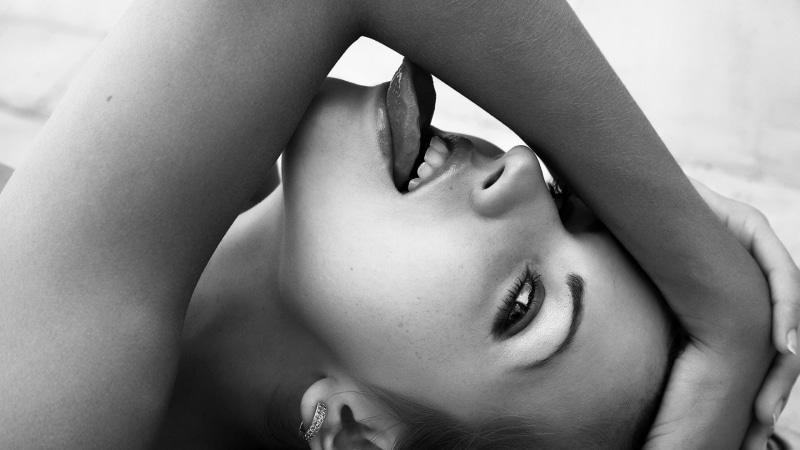 contemplation, close-up, teenager, indoors, model, human body part, beautiful woman, leisure activity, body part, 1080P, monochrome, young women, childhood