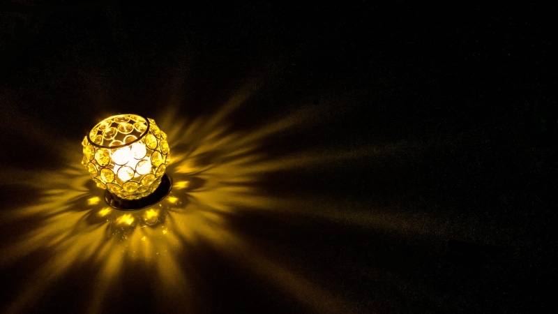 wealth, precious gem, decoration, place, festive, shape, lamp, copy space, light, greeting, close-up, decorative, man made object, studio shot, event, star