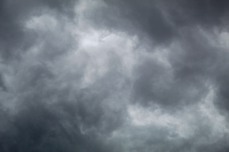 dark, wispy, 5K, beauty in nature, wet, environment, ominous, cloudscape, moody sky, torrential rain, wind, backgrounds, clouds, storm, no people, meteorology