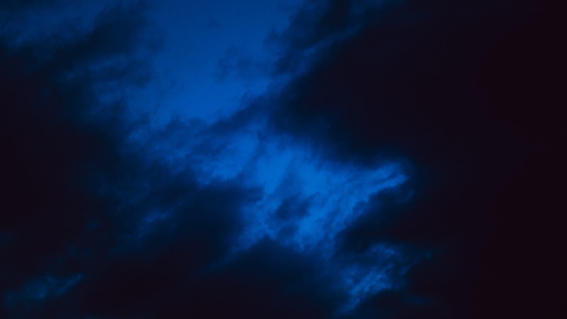 sky, studio shot, illuminated, backgrounds, dark blue, clouds, creativity, white color, abstract, blue, cloud - sky, black color, night, twilight, wispy
