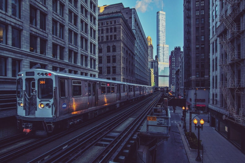Chicago, 1080P, a city train, Skyscrapers, city, Illinois, train, morning lights