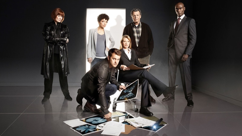 coworker, Fringe (TV series), women, mature men, group of people, standing, Olivia Dunham, science fiction, business person, office, well-dressed, young women