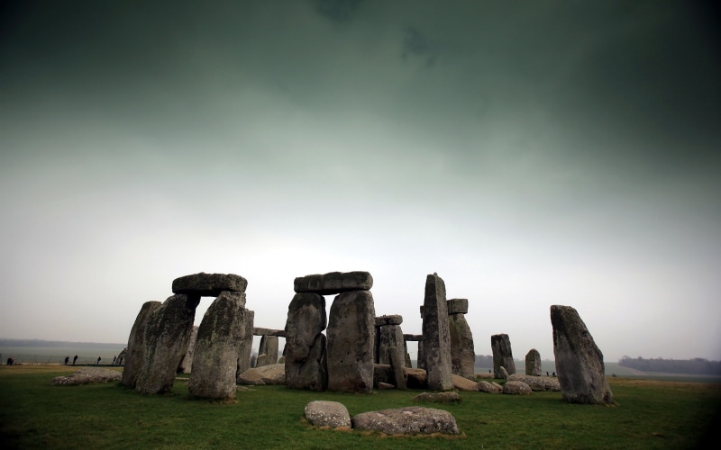 monument, field, outdoors, the past, day, stones, tourism, old ruin, no people, sky, ancient civilization, architecture, solid, Stonehenge, memorial, grass