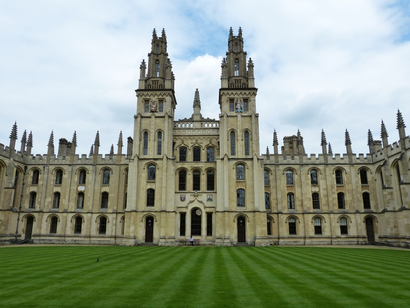 england, nature, tower, rush, building exterior, lawn, grass, building, outdoors, college, built structure, university, united kingdom, sky, tourism, government