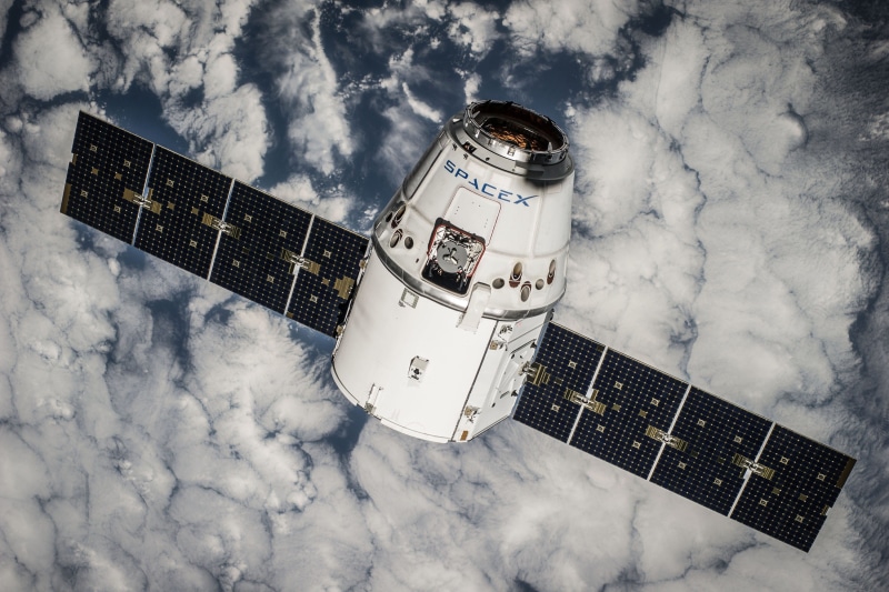 solar panel, flight, space travel vehicle, aerospace industry, planet - space, satellite, blue, outer space, alternative energy, spacex, space station