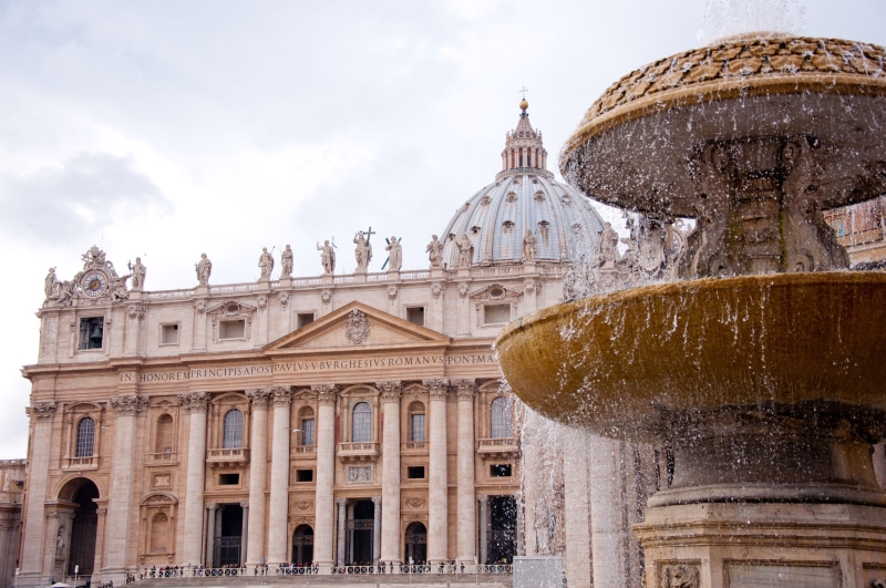 day, ancient rome, ornate, outdoor, pope, beige, holy, tourism, cathedral, cloud - sky, government, sky, architecture, facade, italy, vatican, travel, domed church