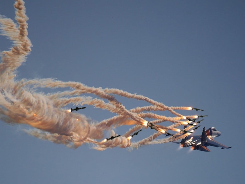 fighter plane, jet, on the move, motion, airshow, nature, transportation, sky, 480P, flying, plane, outdoors, vapor trail, day, air vehicle, smoke - physical structure