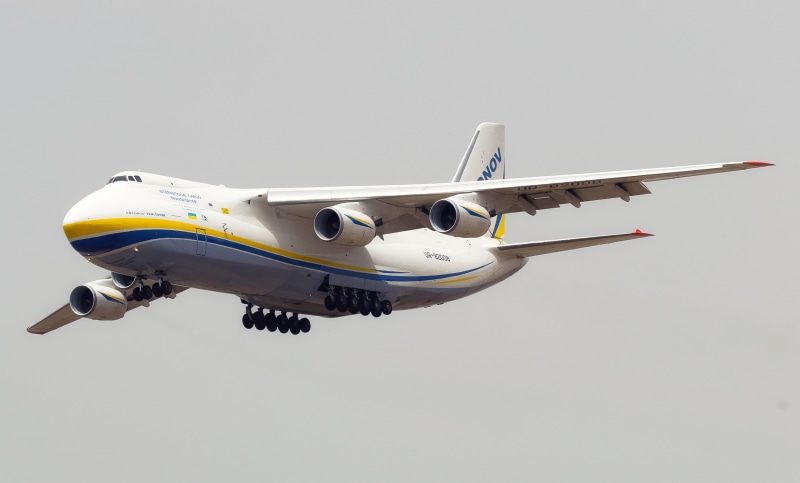 Antonov, Flies, product " 400», Wings, OKB. O. K. Antonov, Soviet Transport Aircraft, Engines, 2K, An124, Tolmachev, An 124 100, Huge, An-124 Ruslan, Petro Balabuyev V.