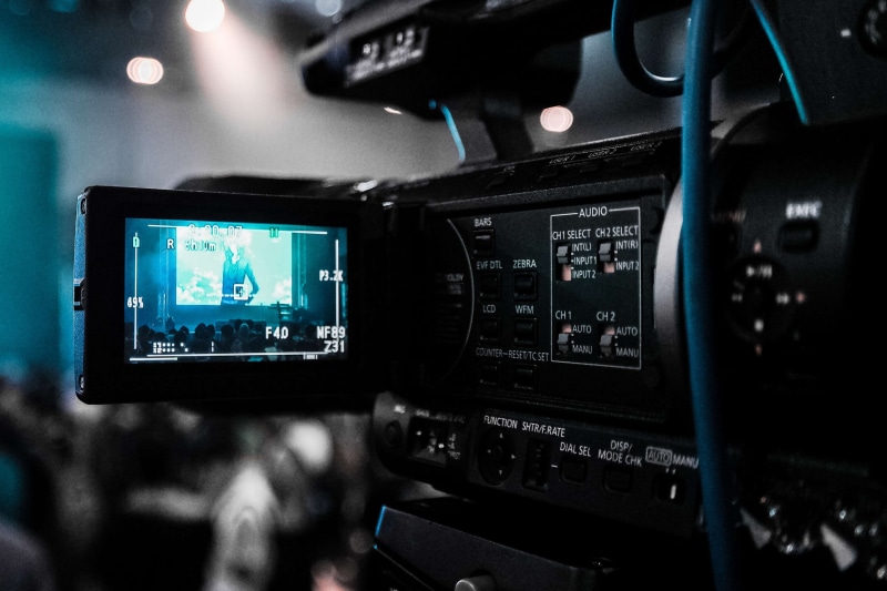 camcorder, shooting, broadcast, video camera, light, technology, display, film, stage, 4K, record, screen, camera, broadcasting, video, movie