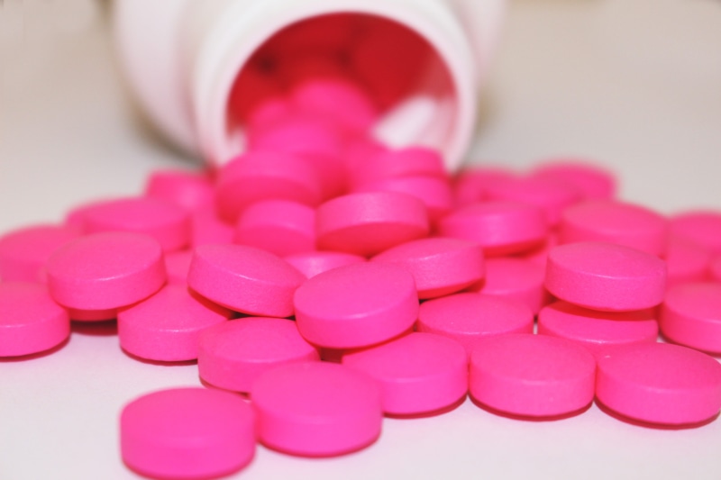 4K, medical, nutritional supplement, tablet, pill, medical supplies, prescription medicine, drugs, pink color, laboratory, drug, pharmacy, studio shot