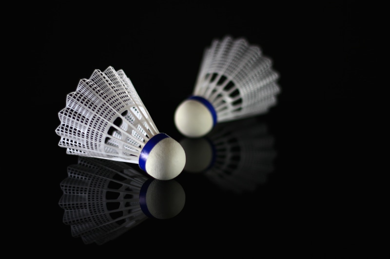 surface, Explore, badminton, 4K, two, black, white, Sport, shuttlecocks