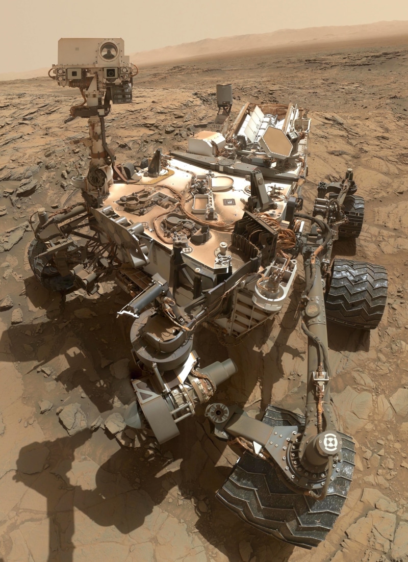 space, high angle view, old, digital camera, cosmos, martian surface, nasa, transportation, planet, space probe, big sky site, curiosity, outdoors, sunlight