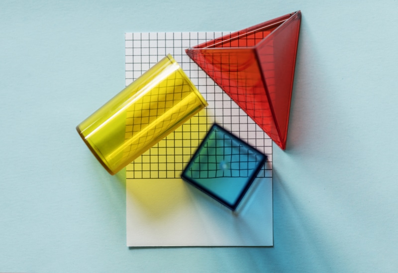 symbol, blue, pyramid, tube, cube, geometric, micro, still life, geometrical, education, red, cone, shadow, illustration, diagram, concept, cylinder, contemporary