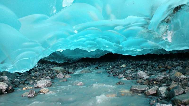 non-urban scene, junea, day, power in nature, juneau, water, turquoise colored, solid, 5K, lagoon, scenics - nature, geology, mendenhall glacier, snow