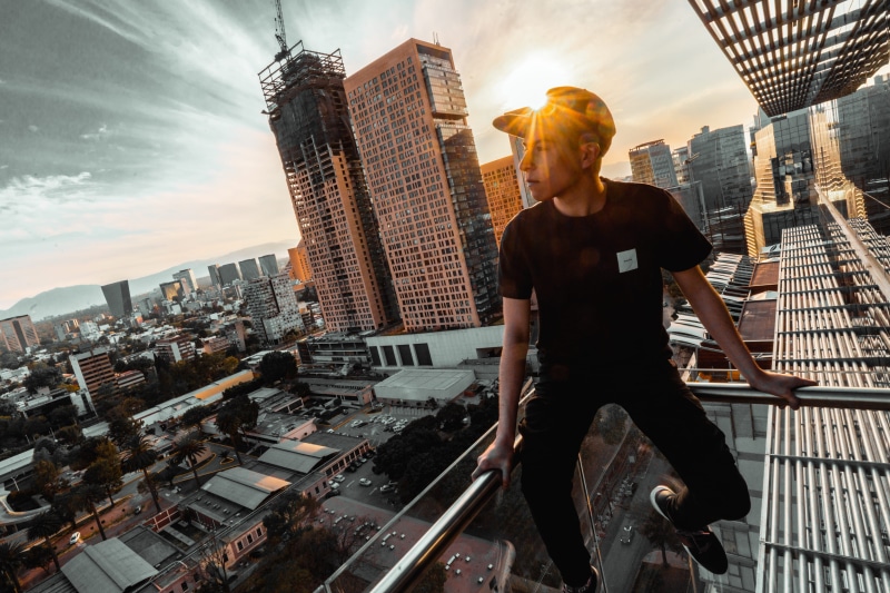 sunset, metropolis, ciudad de méxico, sunlight, hight, building exterior, sitting, one person, high rise, 4K, méxico, building, person, urban, real people