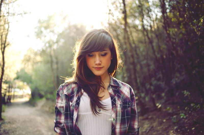 young women, plaid shirt, beautiful woman, Marta Aragones, women, backlighting, one person, women outdoors, tree, day, teenager, looking at camera, lifestyles