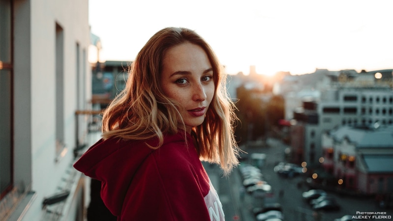 sweatshirts, contemplation, model, outdoors, 1080P, balcony, brunette, adult, built structure, one person, young women, hair, architecture, women, beauty