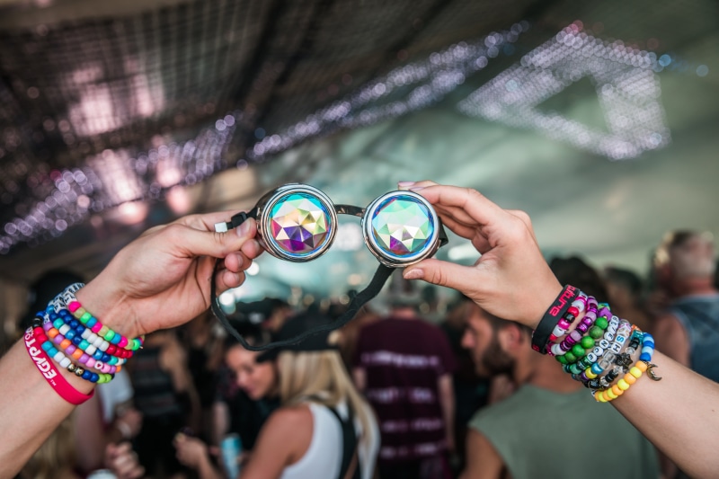 human limb, Colourful, women, Band, human body part, fun, close-up, group of people, body part, 4K, friendship, men, nightlife, photo, Fashion, Music