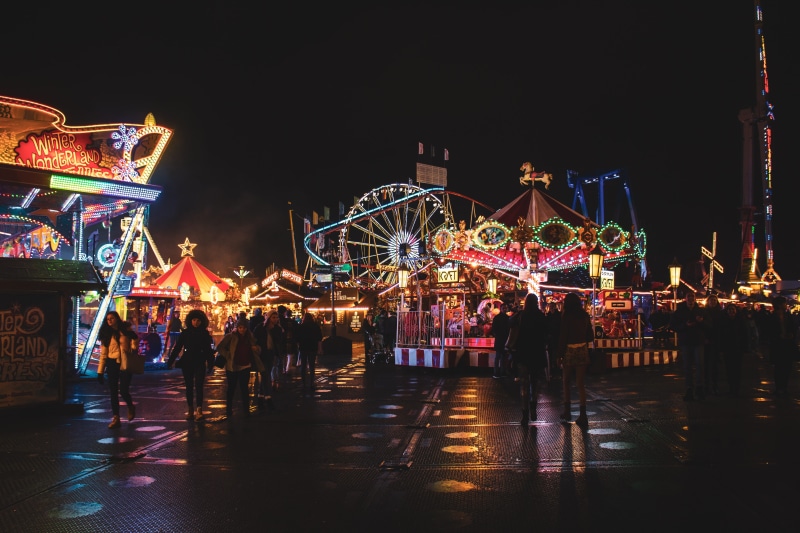 multi colored, fun, architecture, nature, men, sky, arts culture and entertainment, winter wonderland, amusement park ride, 5K, neon, real people, outdoors