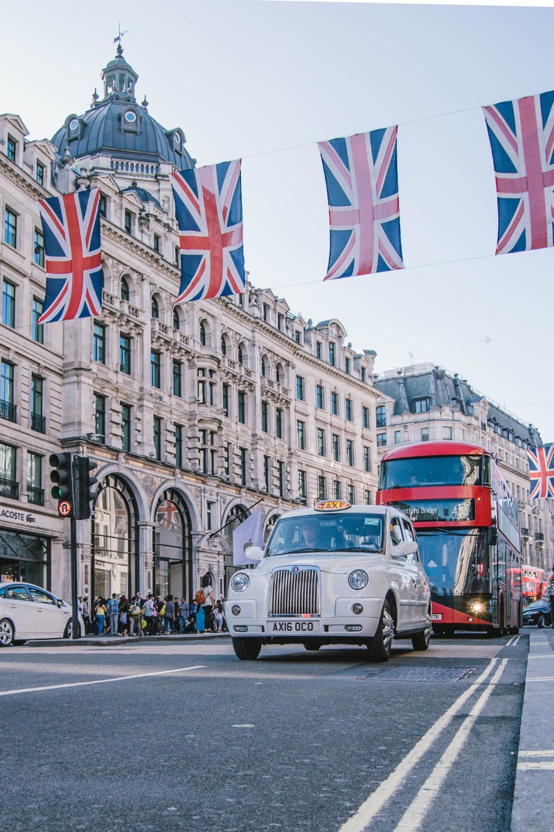 oxford street, bus, motor vehicle, double-decker bus, vehicle, public transportation, automobile, royal wedding, patriotism, travel, land vehicle, city