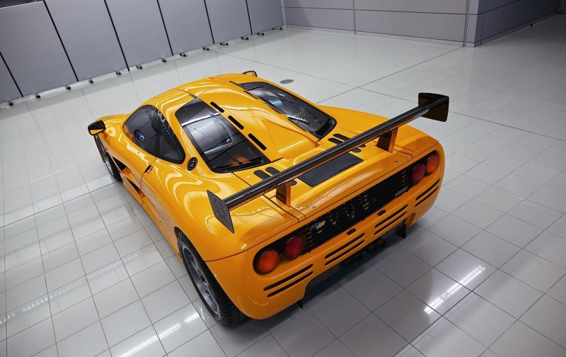 public transportation, land vehicle, stationary, travel, leaving, airport, yellow, architecture, car, motor vehicle, indoors, 1080P, no people, arrival