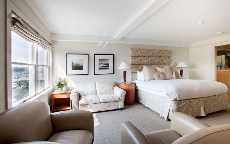 carpet - Decor, flooring, wall - Building Feature, window, furniture, domestic Room, comfortable, couch, pillow, lifestyles, design, residential District