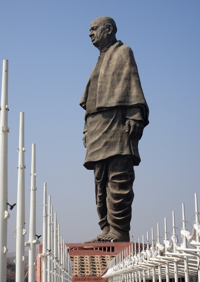 architectural column, full length, river, male likeness, 4K, human representation, one person, built structure, statue of unity, narmada, clear sky, architecture
