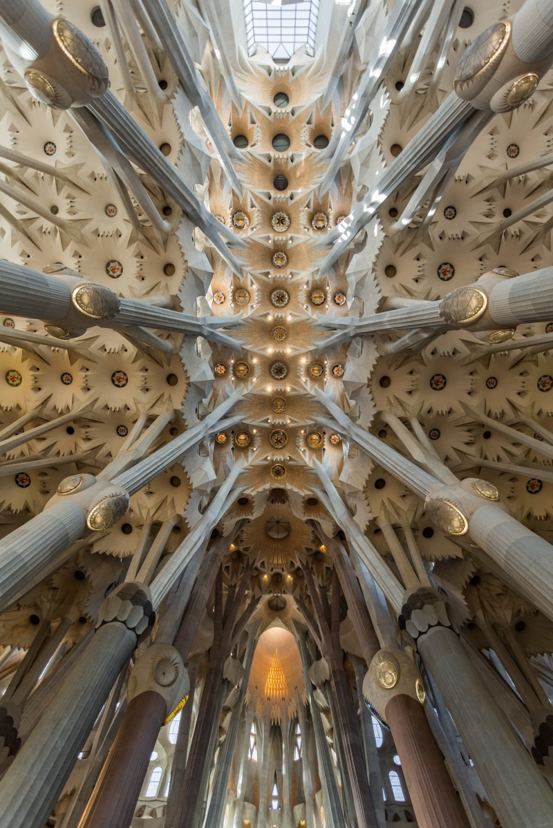 architectural column, familia, full frame, built structure, architecture and art, pattern, 2K, belief, cupola, backgrounds, spirituality, gaudi, design