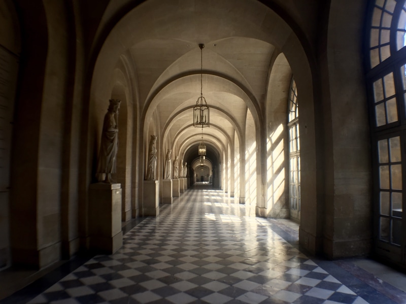 indoors, ceiling, vanishing point, concrete, arched, tile, Travel, tourism, historical, flooring, arch, corridor, famous Place, 2K, french, repetition