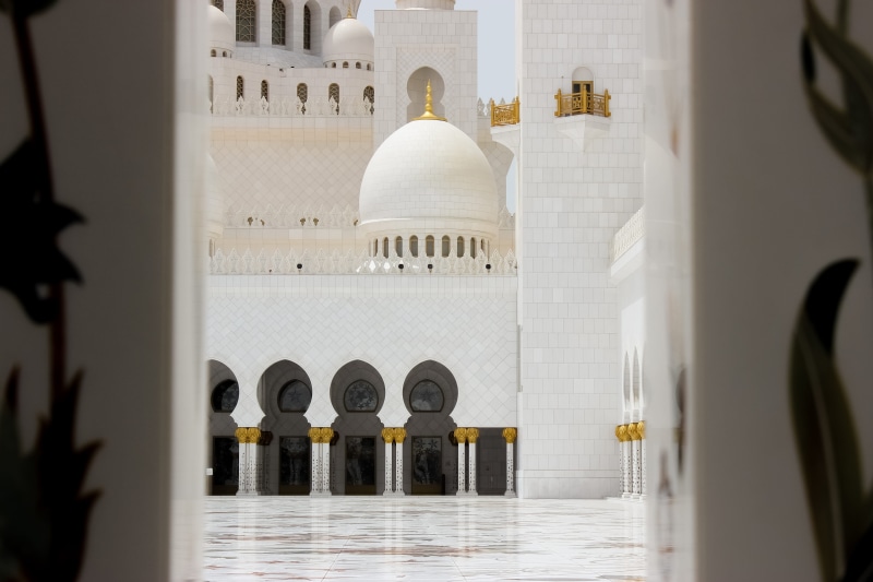 concrete, building Exterior, arabia, white, cultures, spirituality, brick, travel, outdoors, architecture, famous Place, travel Destinations, dome, tourism