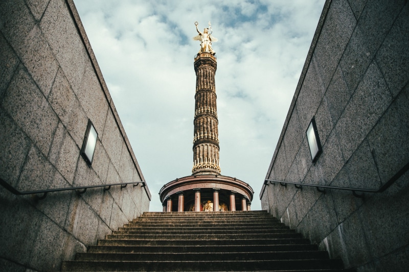 victory, capital, travel destinations, building, trees, nature, european, urban, vacation, architecture, europe, historical, outdoors, memorial, column