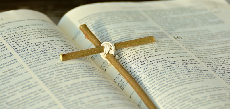 resurrection, hope, easter, love, gold colored, forgiveness, cross, 5K, open, holy scripture, on top, indoors, paper, wedding, church, book, christianity