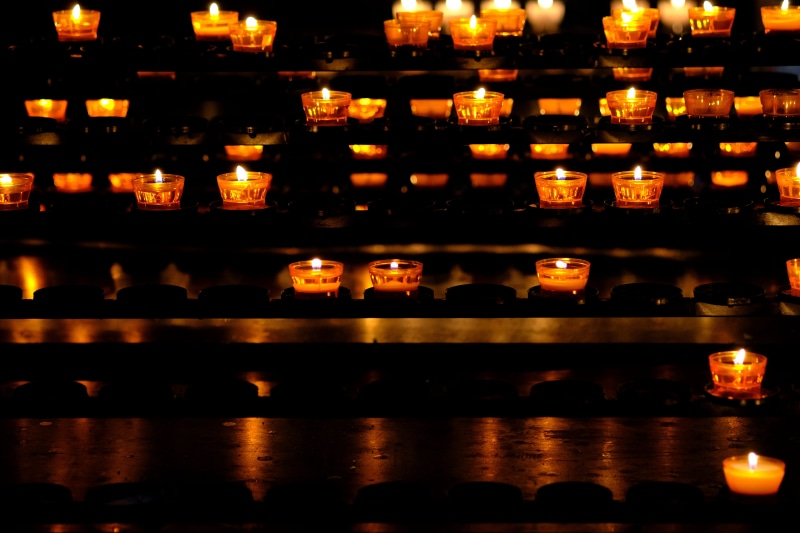 viewing, hell, burn, hot, beautiful, relaxation, bar counter, yellow, abstract, decoration, spiritual, 5K, indoors, Lights, lighting equipment, candle