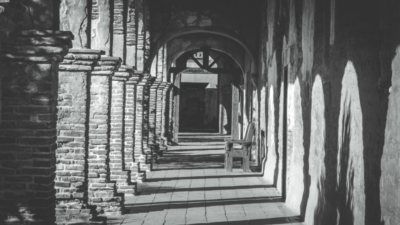 1080P, hallway, California