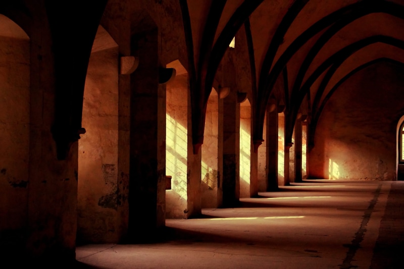 corridor, lighted, direction, absence, architecture, hallway, old, arch, dim, light, shadow, sunlight, cathedral, built structure, photography, building