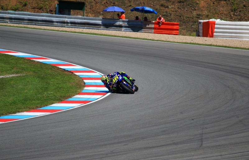 road, crash helmet, motorsport, sports, speed, sports race, auto racing, championship, race, brno, motion, 46, competition, drive, machine, gp, valentino rossi