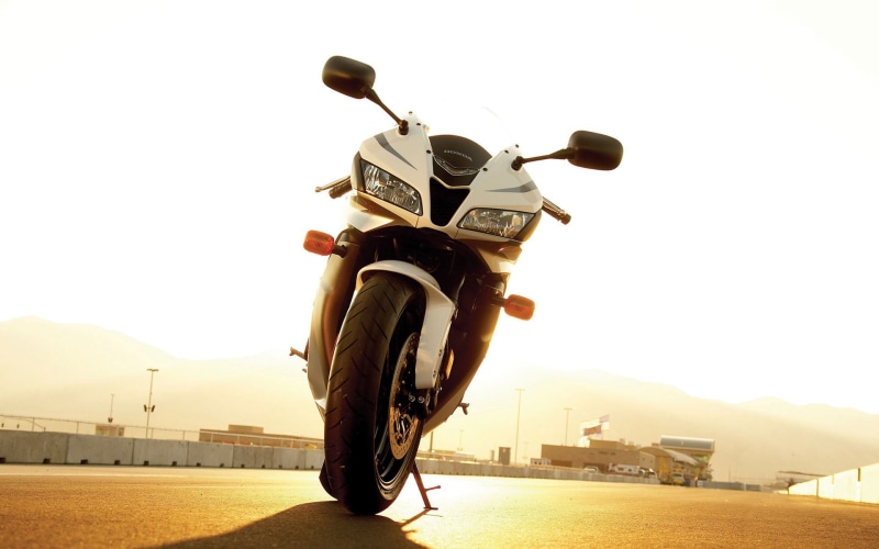 1080P, lighting equipment, sunlight, land vehicle, one person, cbr 600 rr, transportation, outdoors, architecture, cbr, mountain, mode of transportation