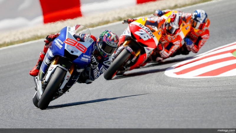 racecar, Dani Pedrosa, sports race, TVS Apache, motorsport, group of people, Jorge Lorenzo, track and field, speed, mode of transportation, transportation