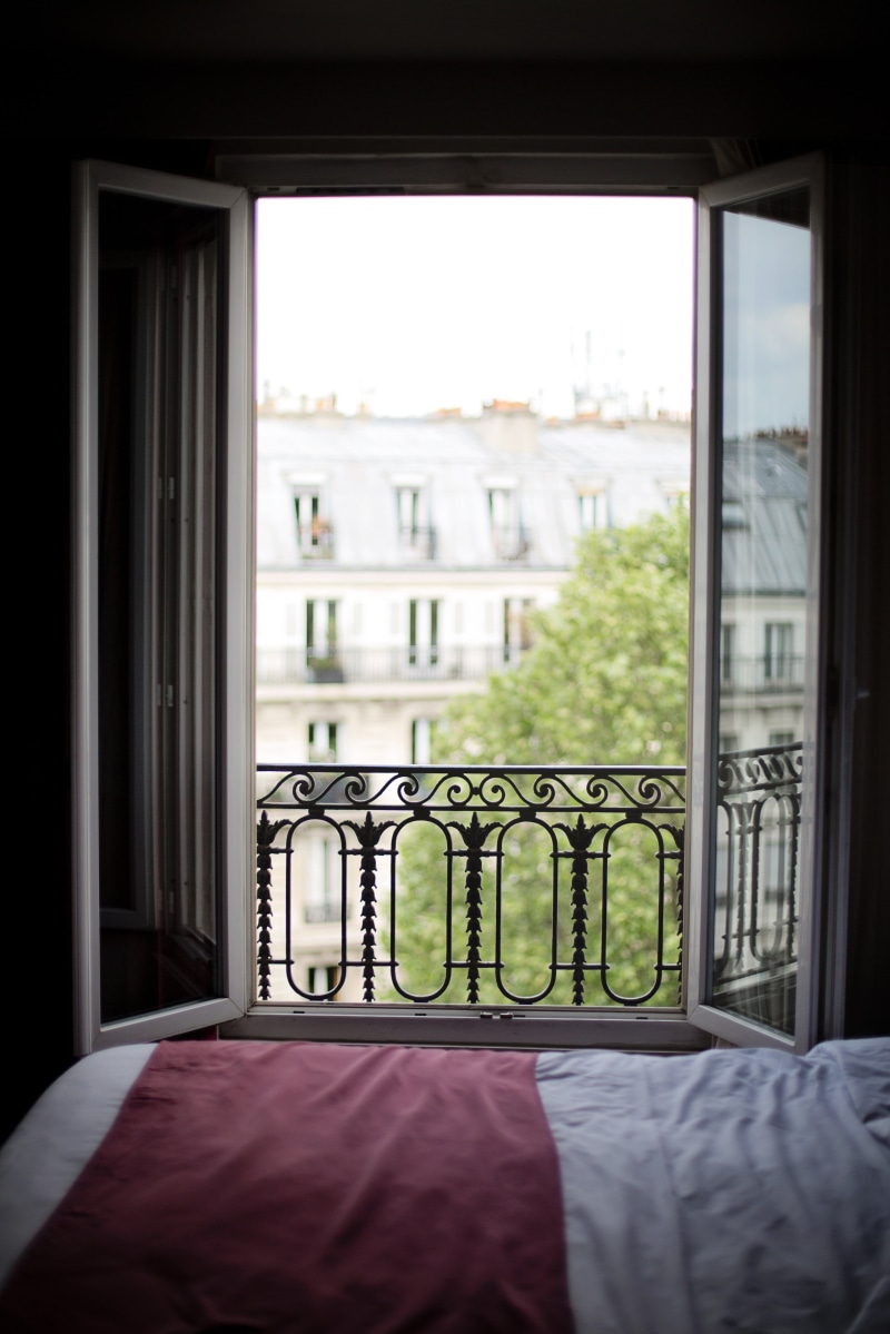 no People, window, furniture, hotel, portrait, bedroom window, 5K, bedroom, day, home Interior, glass - material, domestic Room, apartment, daytime, paris