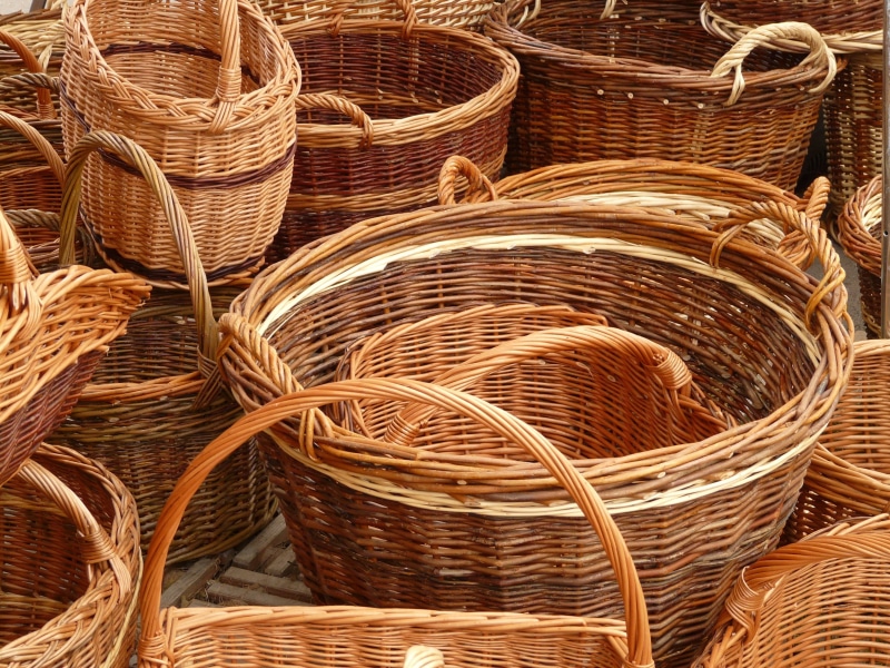 full frame, pattern, stack, backgrounds, container, fishing industry, braided material, intertwined, sell, detail, rope, day, baskets, brown, lot, market