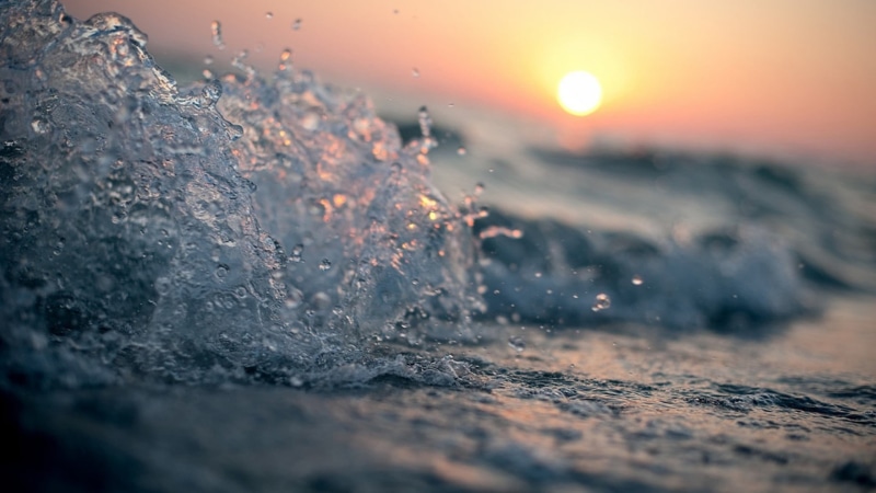 light - Natural Phenomenon, selective focus, photography, motion, surf, scenics, vacations, sunset, sport, bright, no People, wave, beauty In Nature, macro