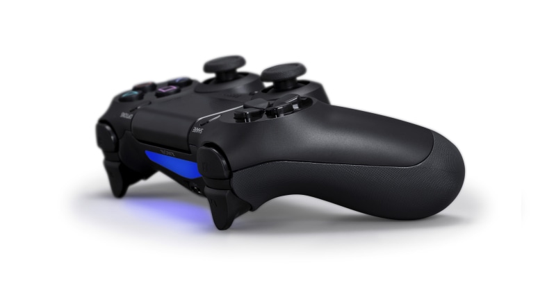 violence, aggression, ps4, white background, protection, controller, ps, communication, handgun, sony, Games, black, 4K, weapon, modern, wireless, dualshock