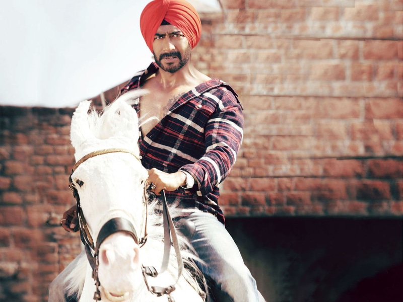 ajay devgan, Bollywood Movies, son, wall, young men, long, red, Movies, domestic, young adult, portrait, sardar, 2012, facial hair, leisure activity, activity