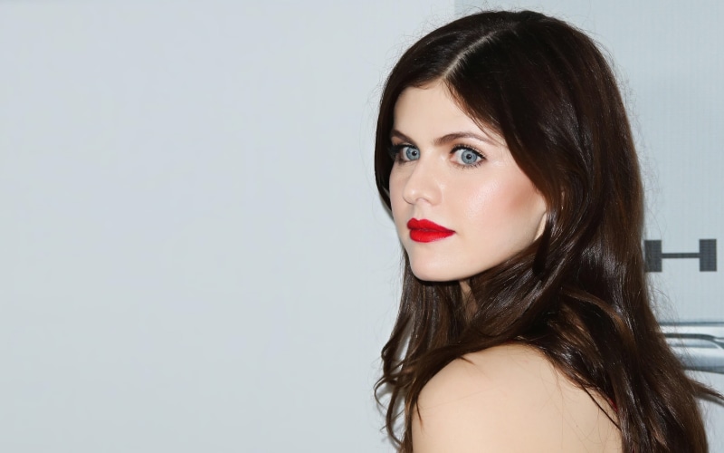alexandra, 2K, selena, red, lipstick, daddario, Alexandra Daddario, actress, gomez