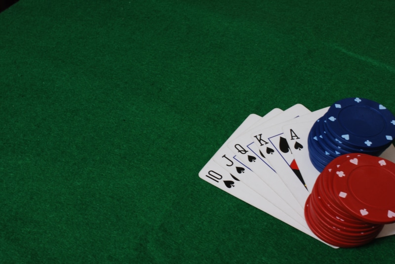 white color, red, leisure activity, gamble, still life, green, money, Poker, blackboard, copy space, leisure, no people, green color, sports equipment